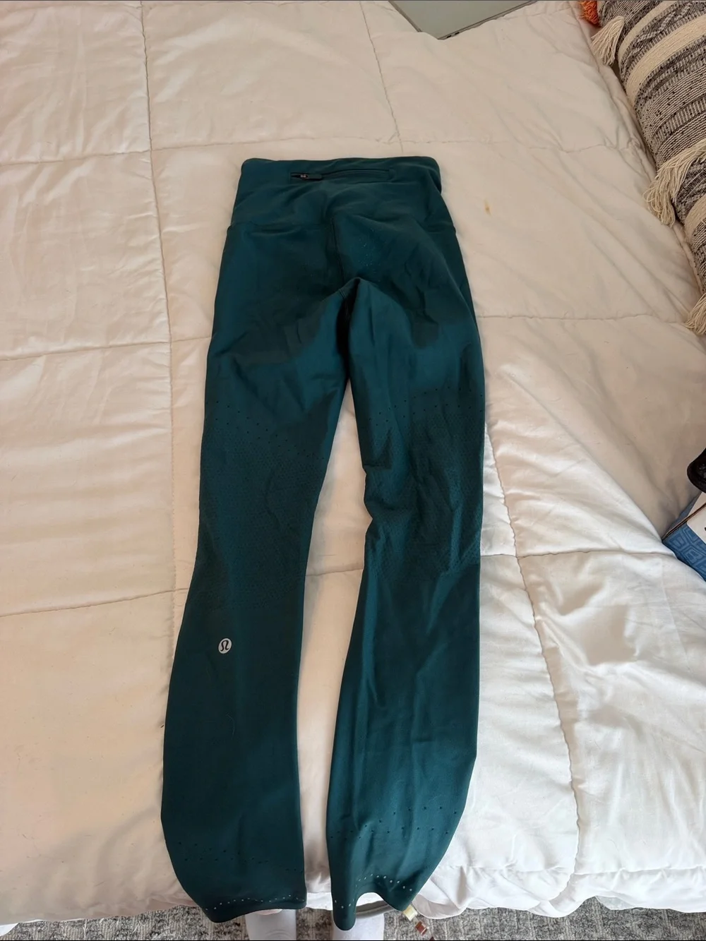 lululemon athletica green Performance Leggings